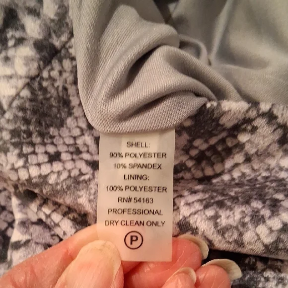 Calvin Klein Black and White Patterned Midi Dress - Picture 5 of 6